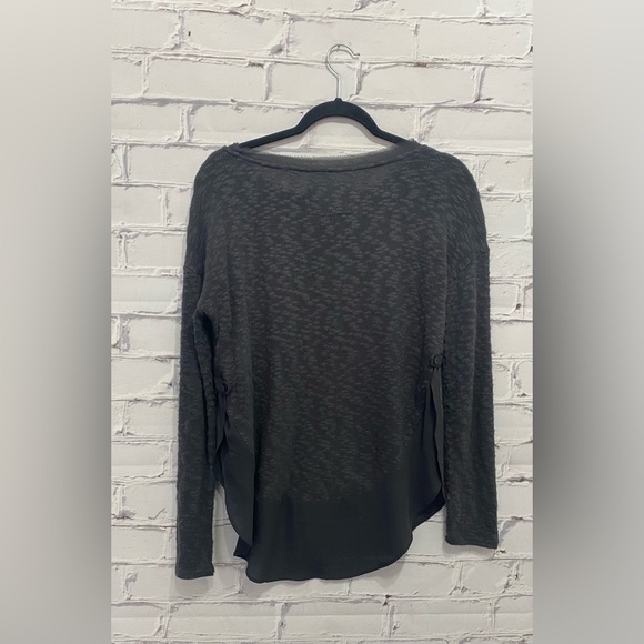 Anthropologie Dellata Nubby CircleLight Sweater Women - Charcoal Gray - Picture 2 of 7